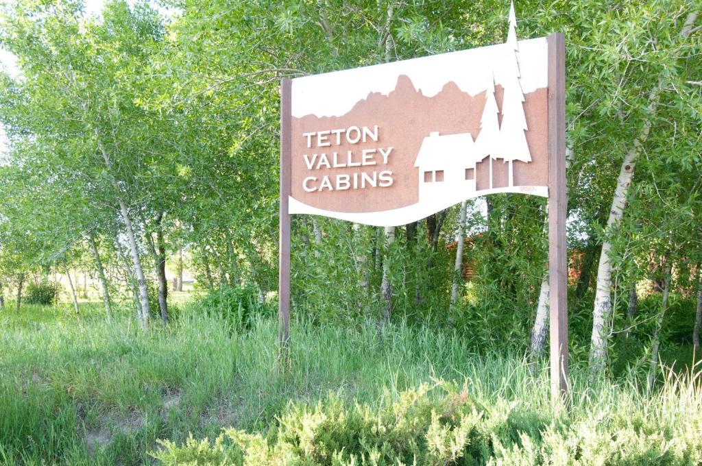Teton Valley Cabins ドリッグス エクステリア 写真