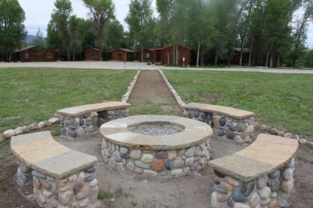 Teton Valley Cabins ドリッグス エクステリア 写真